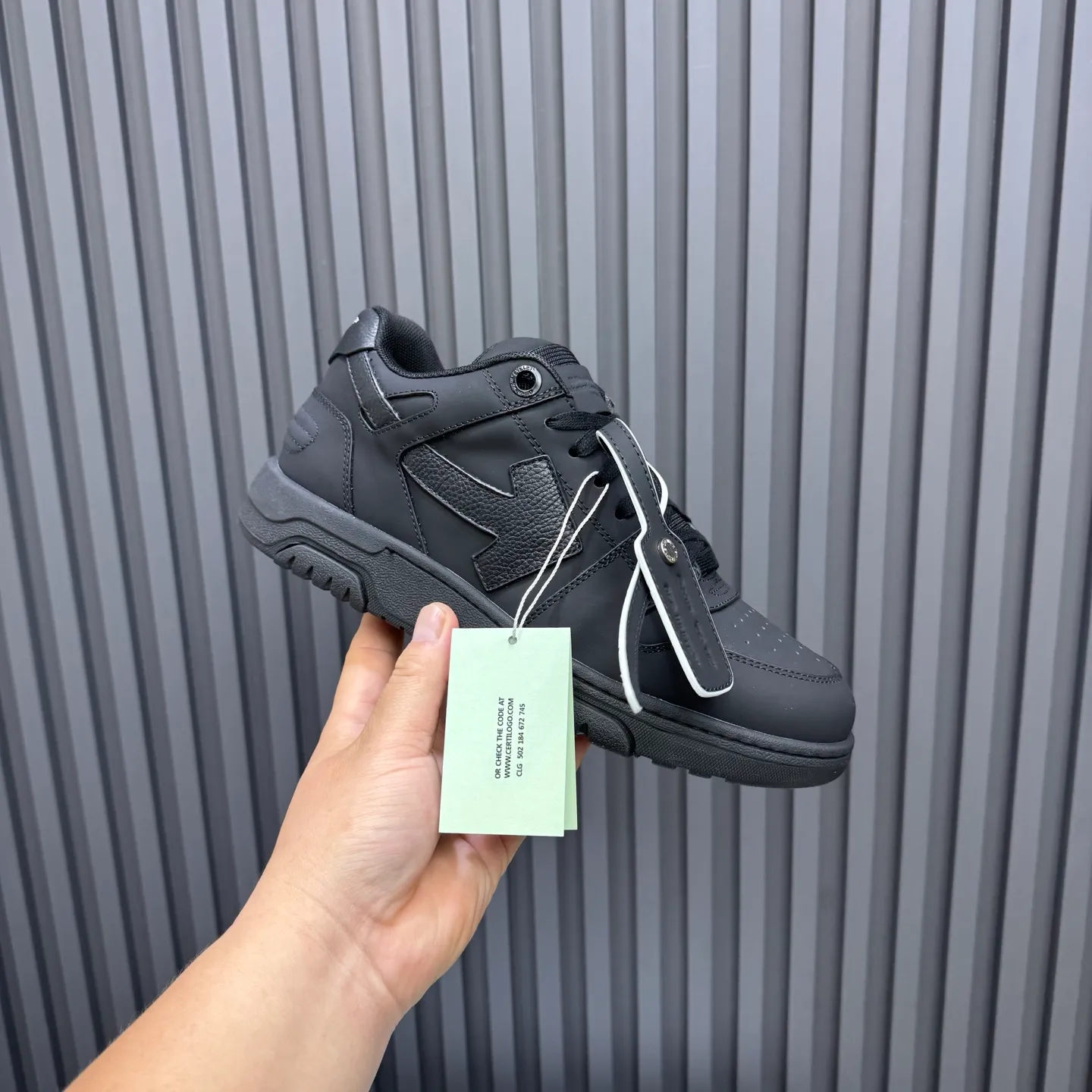 P620 OFF WHITE⚡️Couple model⚡️35-40 women’s model 39-46 men’s model